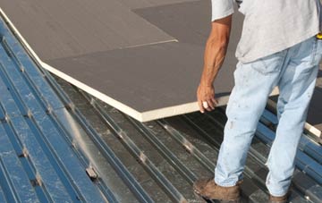 benefits of insulating Staining flat roofing